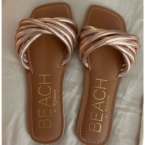 Beach flat gold sandals